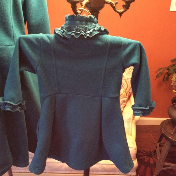 Mother/Daughter Dress Coat Set - Picture 3 of 8